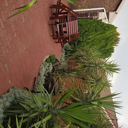 Nigel Seldre Guest House מראה חיצוני תמונה