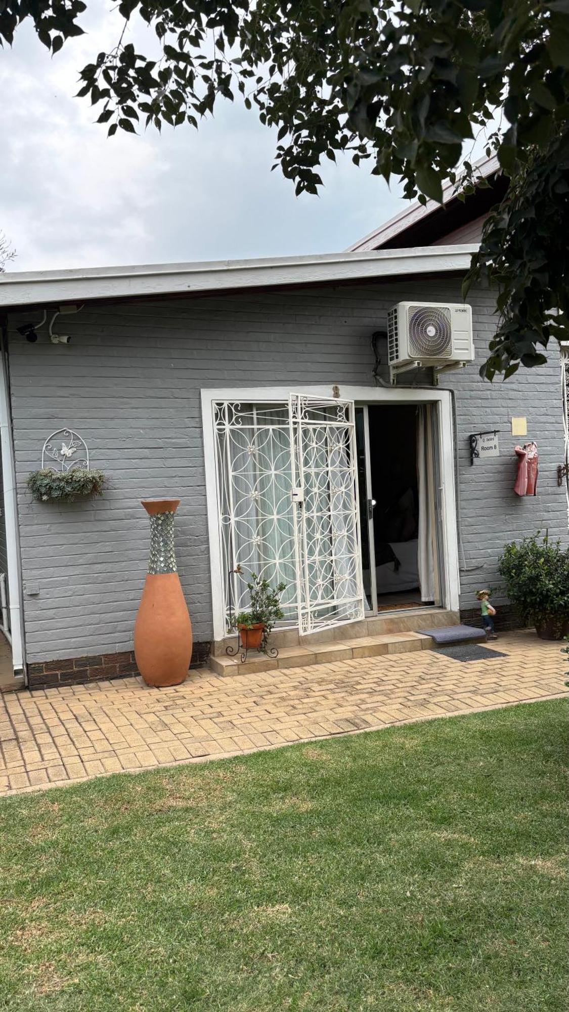 Nigel Seldre Guest House מראה חיצוני תמונה