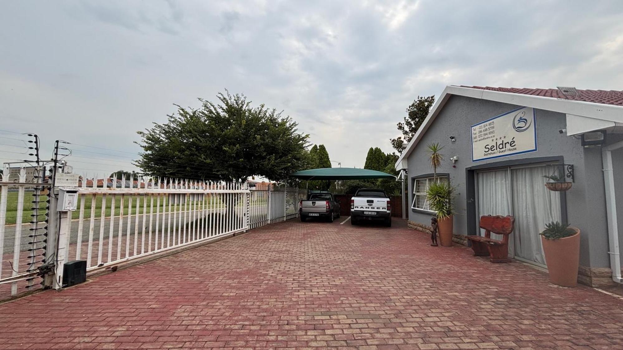 Nigel Seldre Guest House מראה חיצוני תמונה