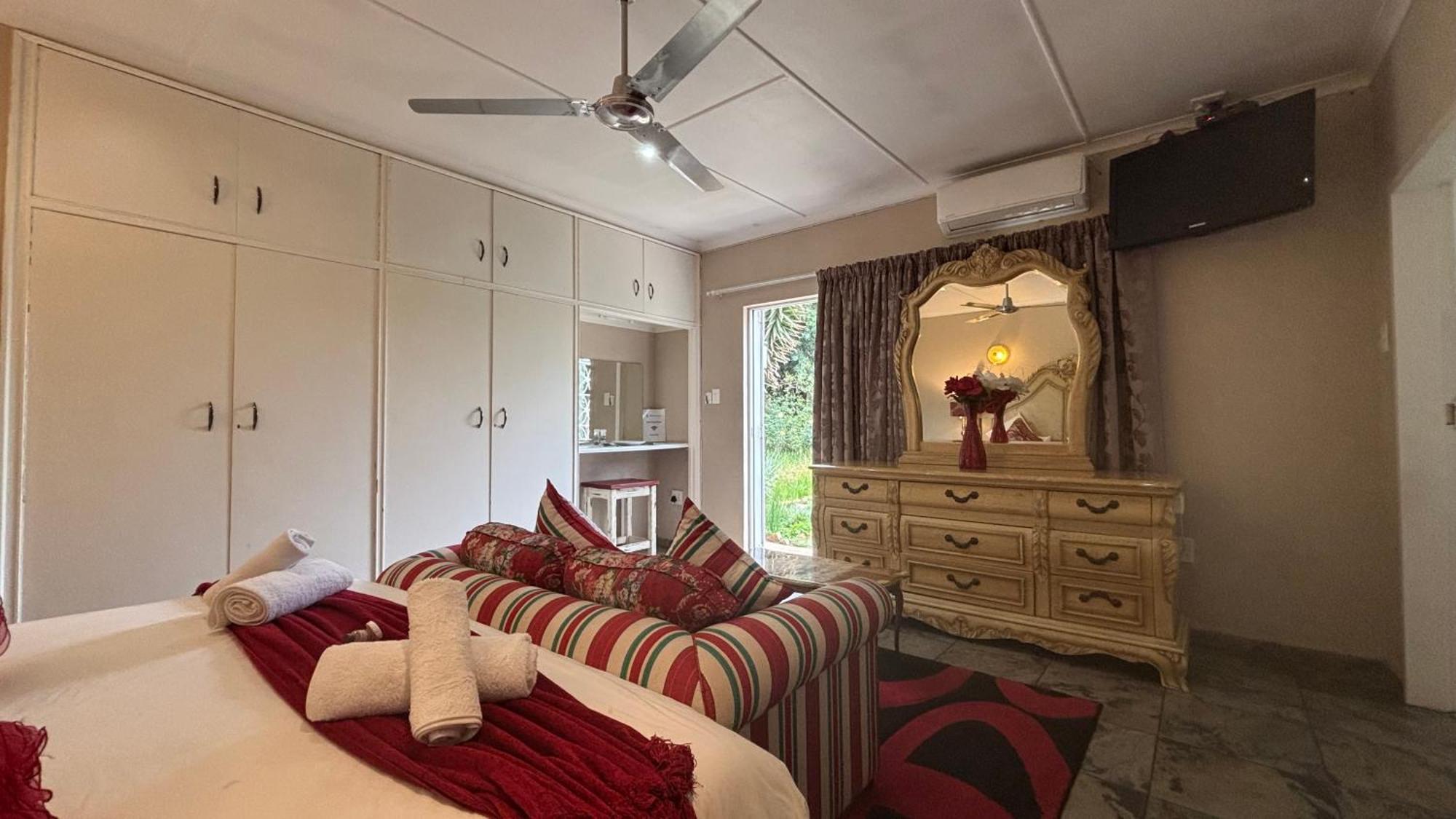 Nigel Seldre Guest House מראה חיצוני תמונה